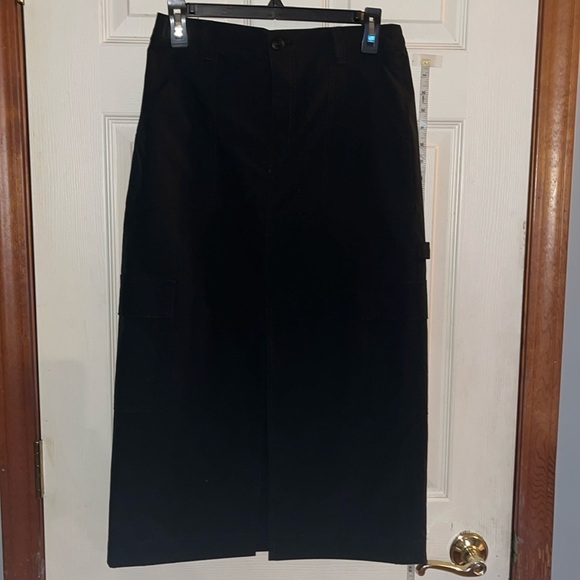 NWT-love tree-M-black-lightweight, slit in front,pockets, midi, cargo skirt. - Picture 1 of 16